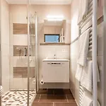 Stratmanns Haus am See Hotel 4*