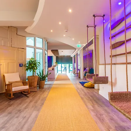 Haus Am 호텔 4*