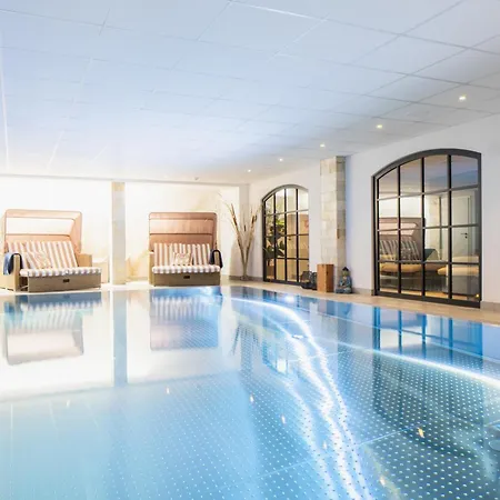 Hotel Haus Am See 4*