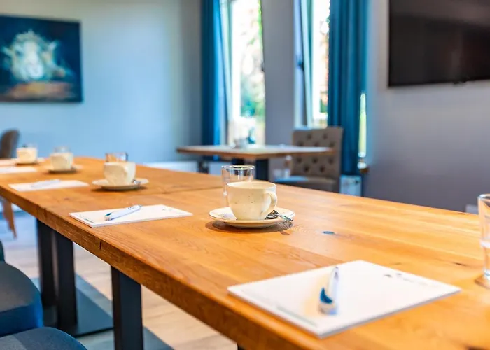 فندق Hotel Haus Am See 4*